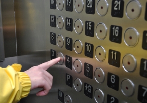 Жильцов первых этажей не освободят от уплаты за содержание лифтов 